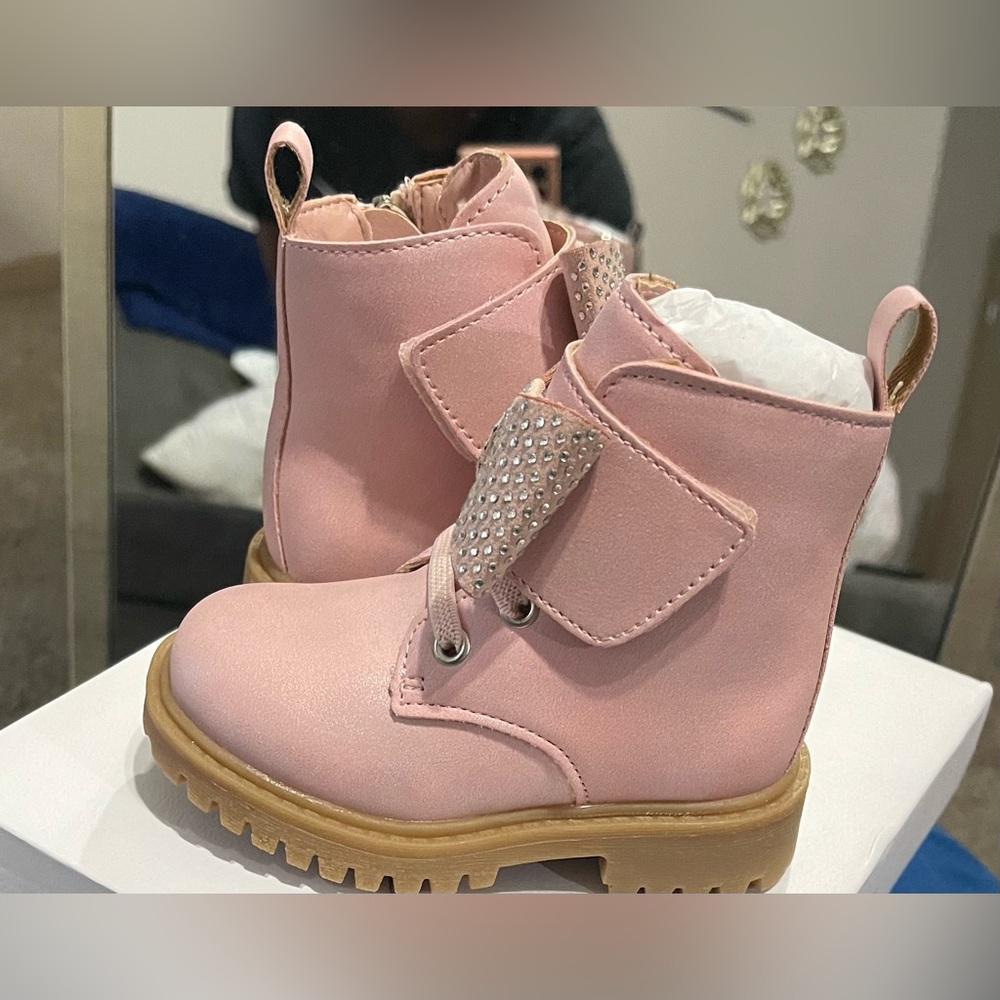 Jessic Simpson shoes